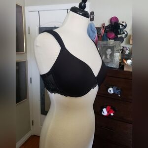 IZOD Classic Black Bra with silver mesh design
